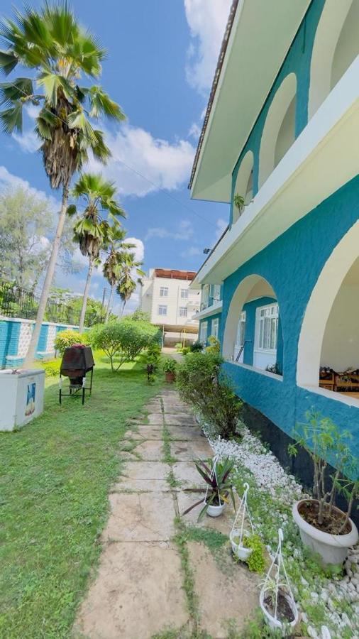 Gallivanters Hostel Дар-ес-Салам Екстер'єр фото