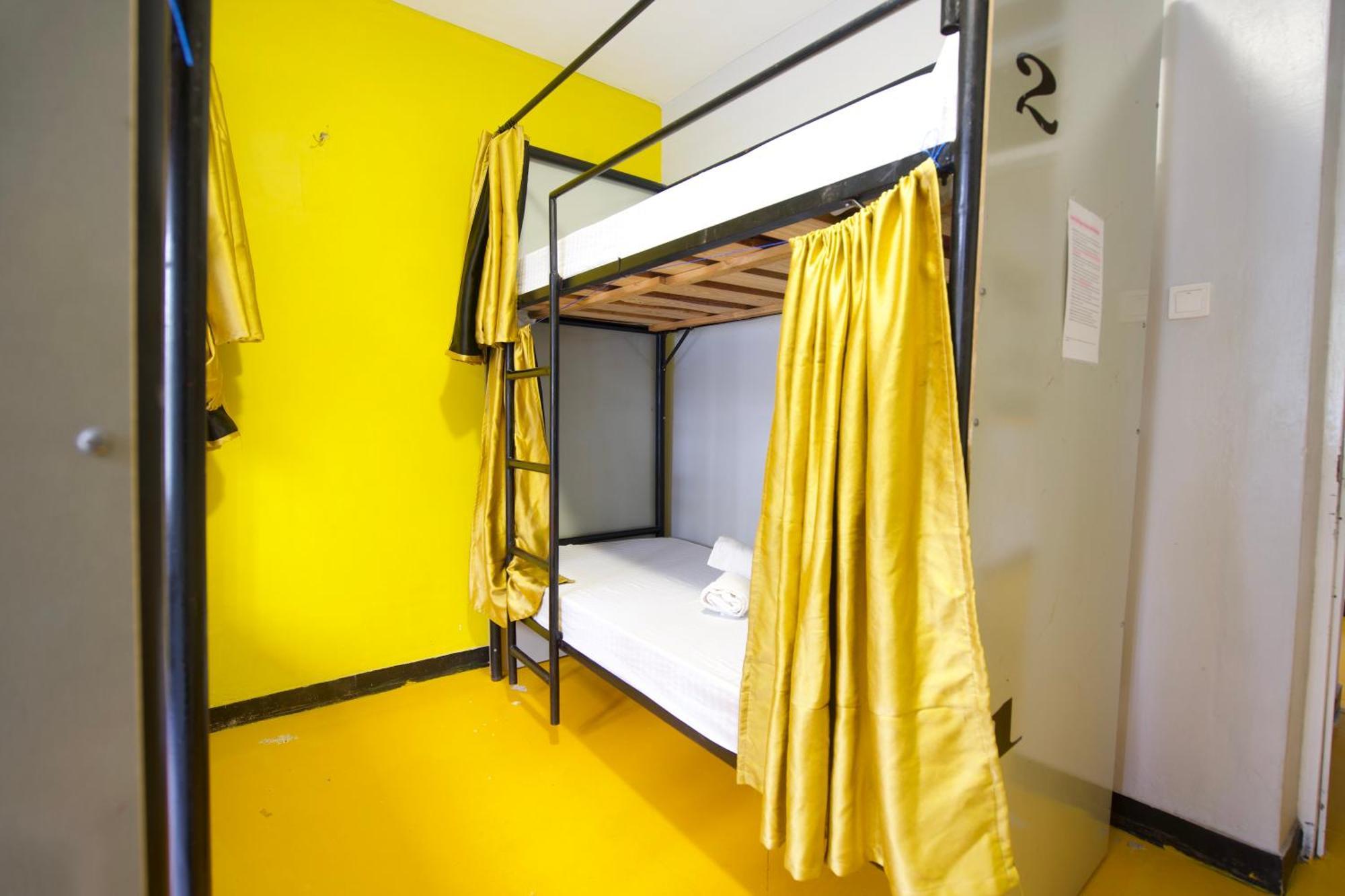 Gallivanters Hostel Дар-ес-Салам Екстер'єр фото